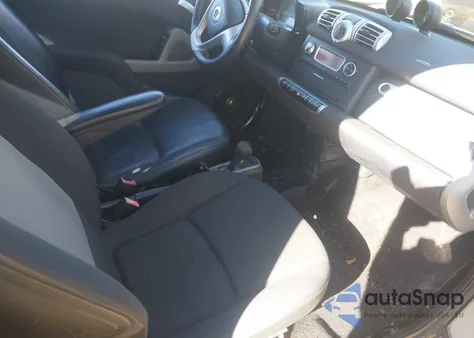 2013 Smart Fortwo Passion z USA, uszkodzony, nr VIN WMEEJ3BA7DK669307